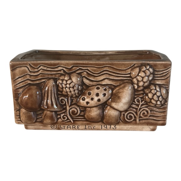 Vintage Brown Ceramic rectangular Planter with Mushroom Design - Picture 1 of 12